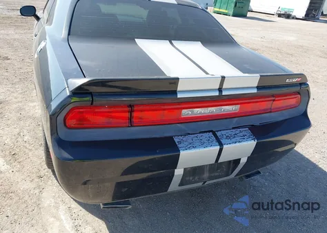 2011 Dodge Challenger Srt8 z USA, uszkodzony, nr VIN 2B3CJ7DJ1BH526594